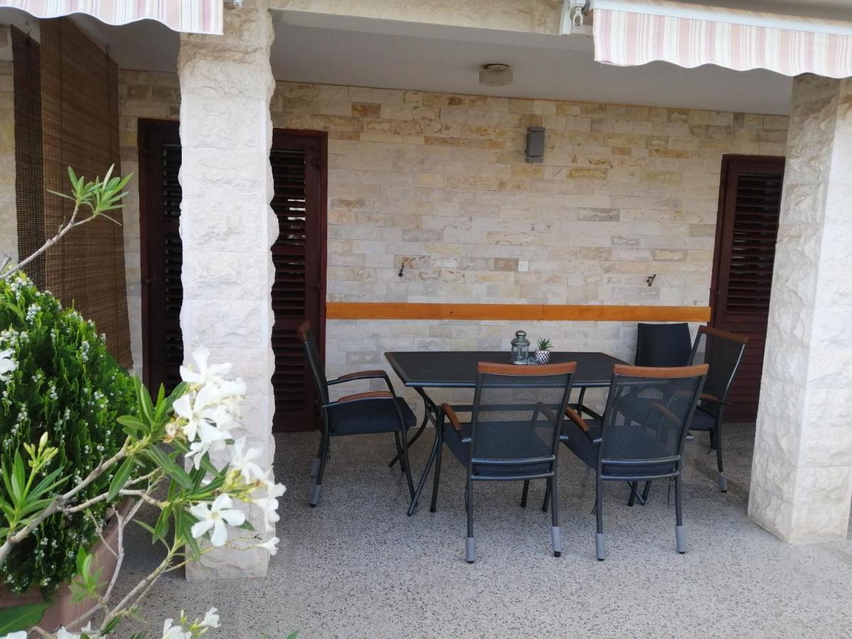 Appartamento Stonewood Dalmacija Primošten Esterno foto